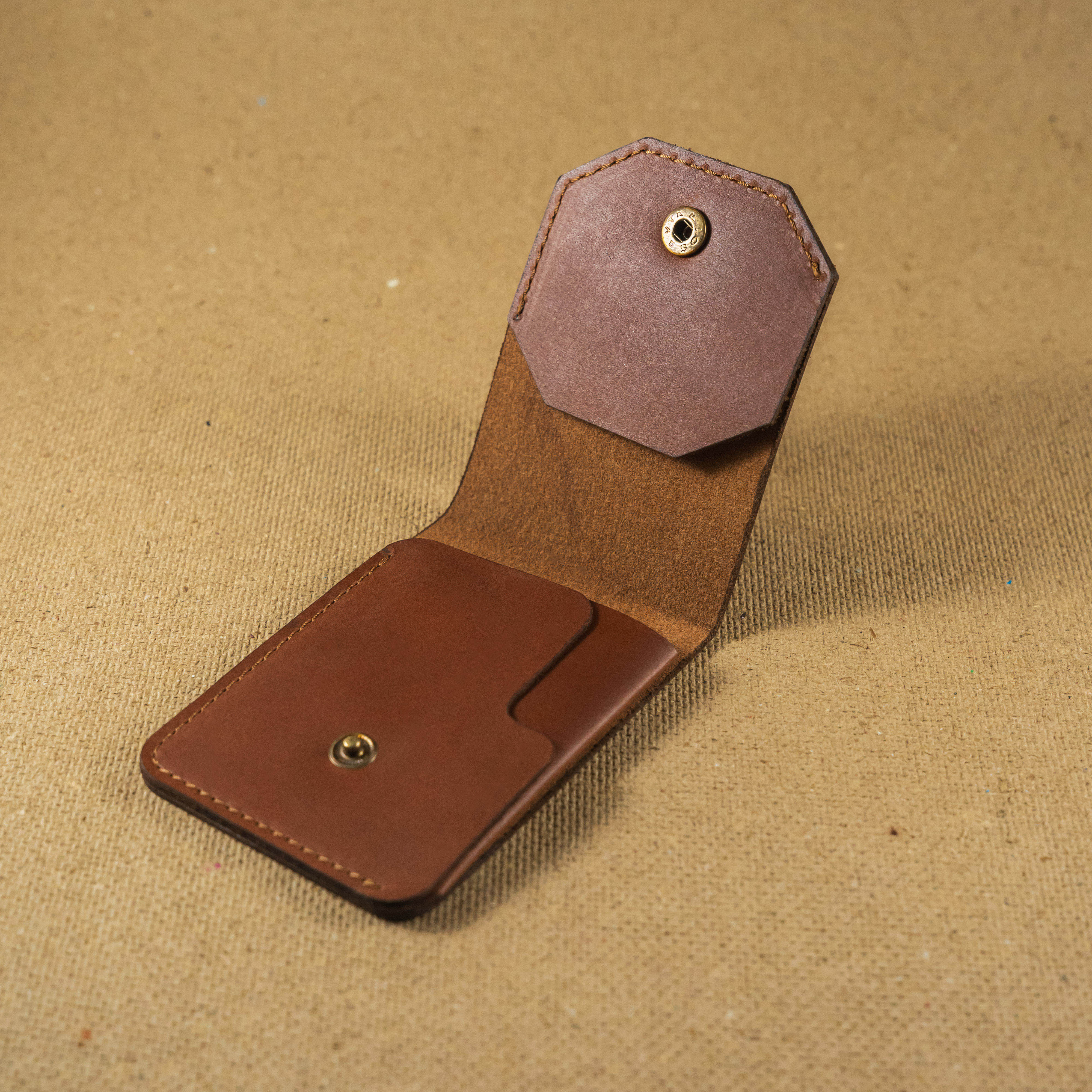 Flap V1 Leather Card Wallet