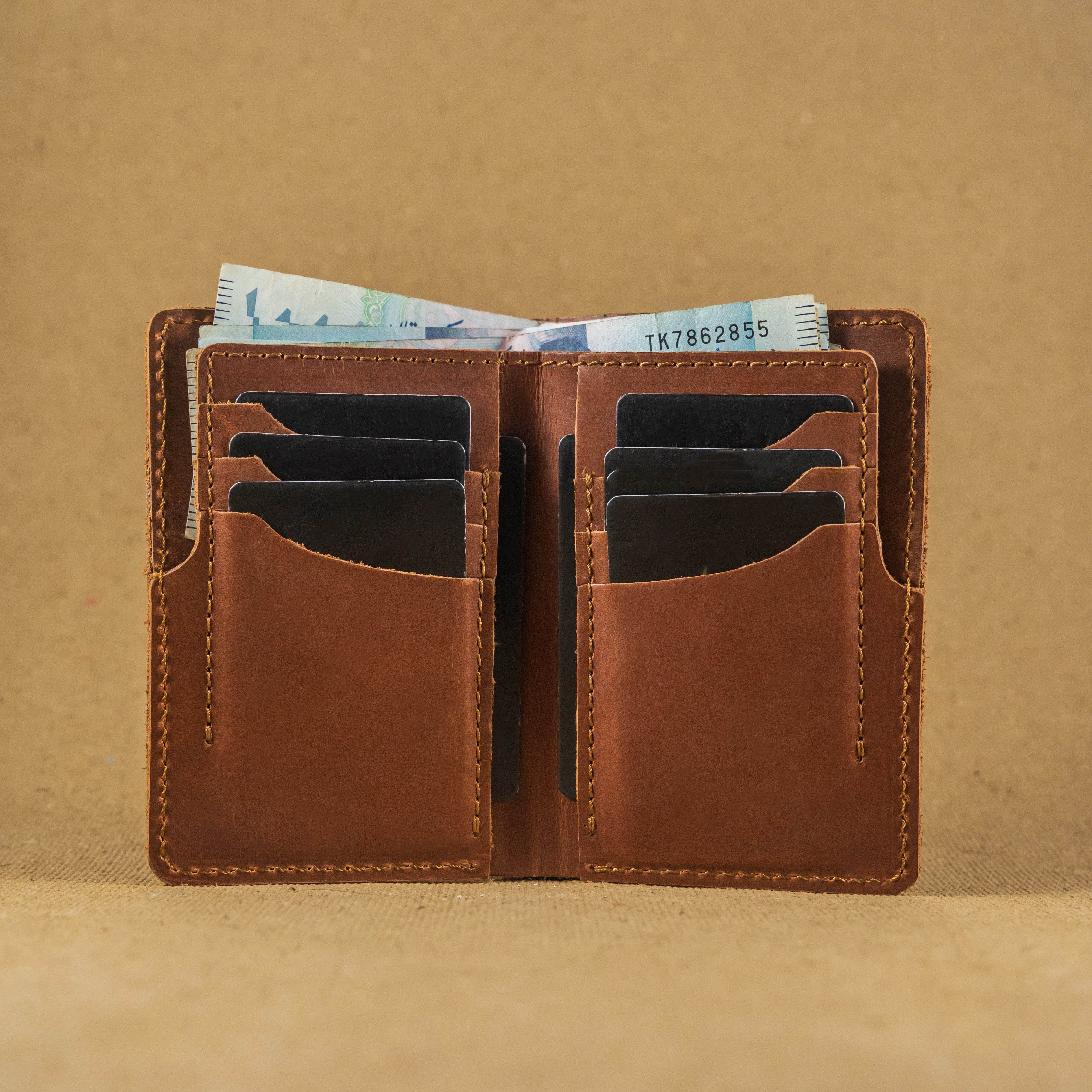 Discovery - Medium Long Leather Wallet